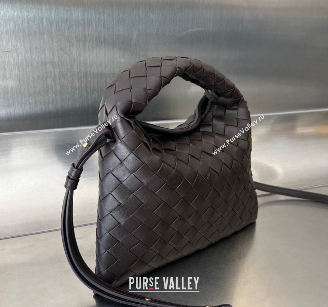 Bottega Veneta Mini Hop Hobo Bag in Intrecciato Leather Fondant Brown 2023 777586 (WT-231130027)