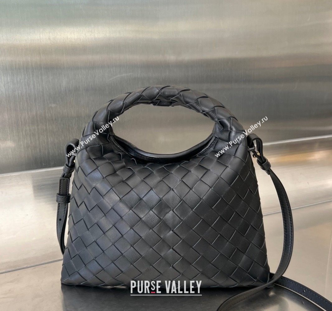 Bottega Veneta Mini Hop Hobo Bag in Intrecciato Leather Black 2023 777586 (WT-231130028)