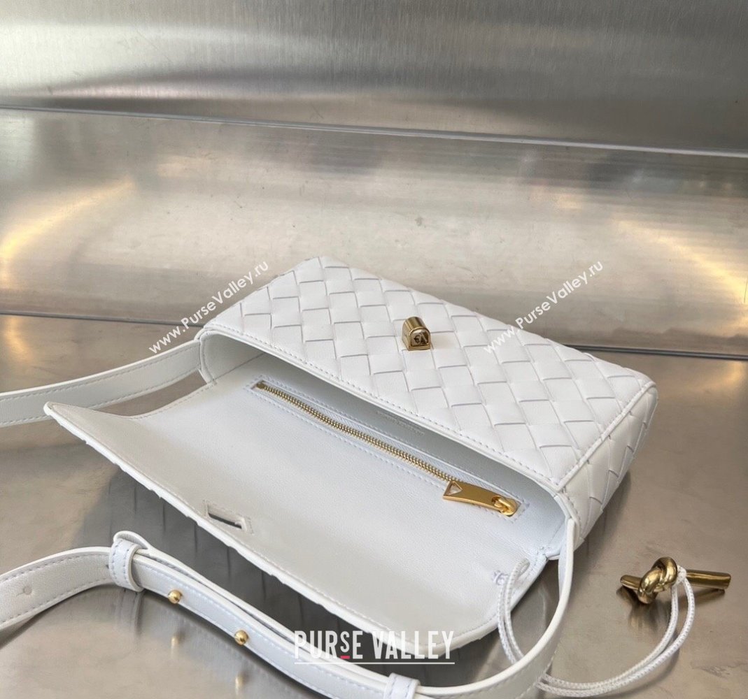 Bottega Veneta Mini Andiamo Cross-Body Bag in Intrecciato Leather White 2023 755545 (WT-231130031)