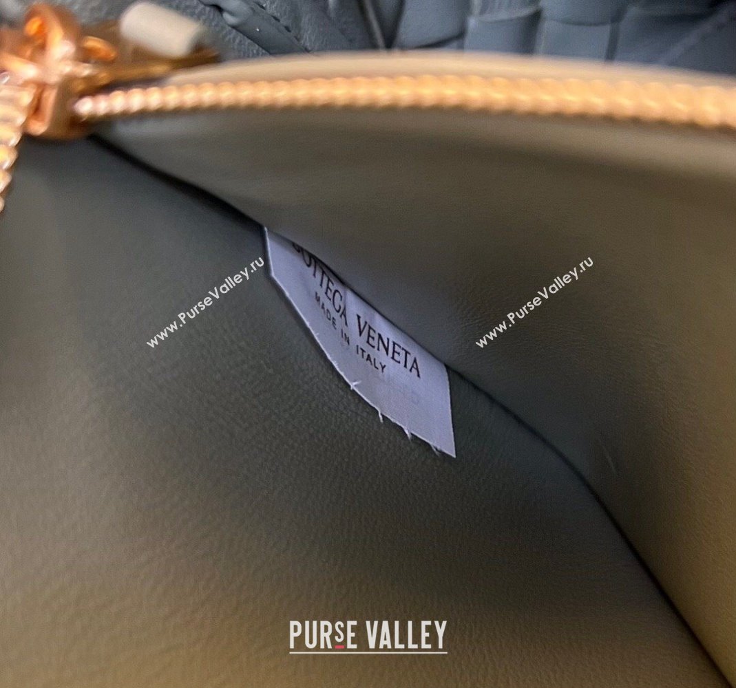 Bottega Veneta Small East/West Andiamo Top Handle Bag in Intrecciato Leather 754990 Travetine Green 2023 (WT-231130036)