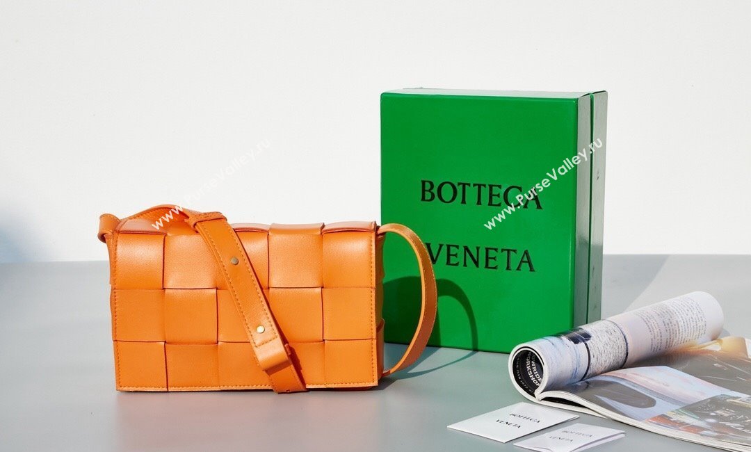 Bottega Veneta Cassette Crossbody Bag in Intrecciato Leather Orange 2023 578004 (MS-231130048)