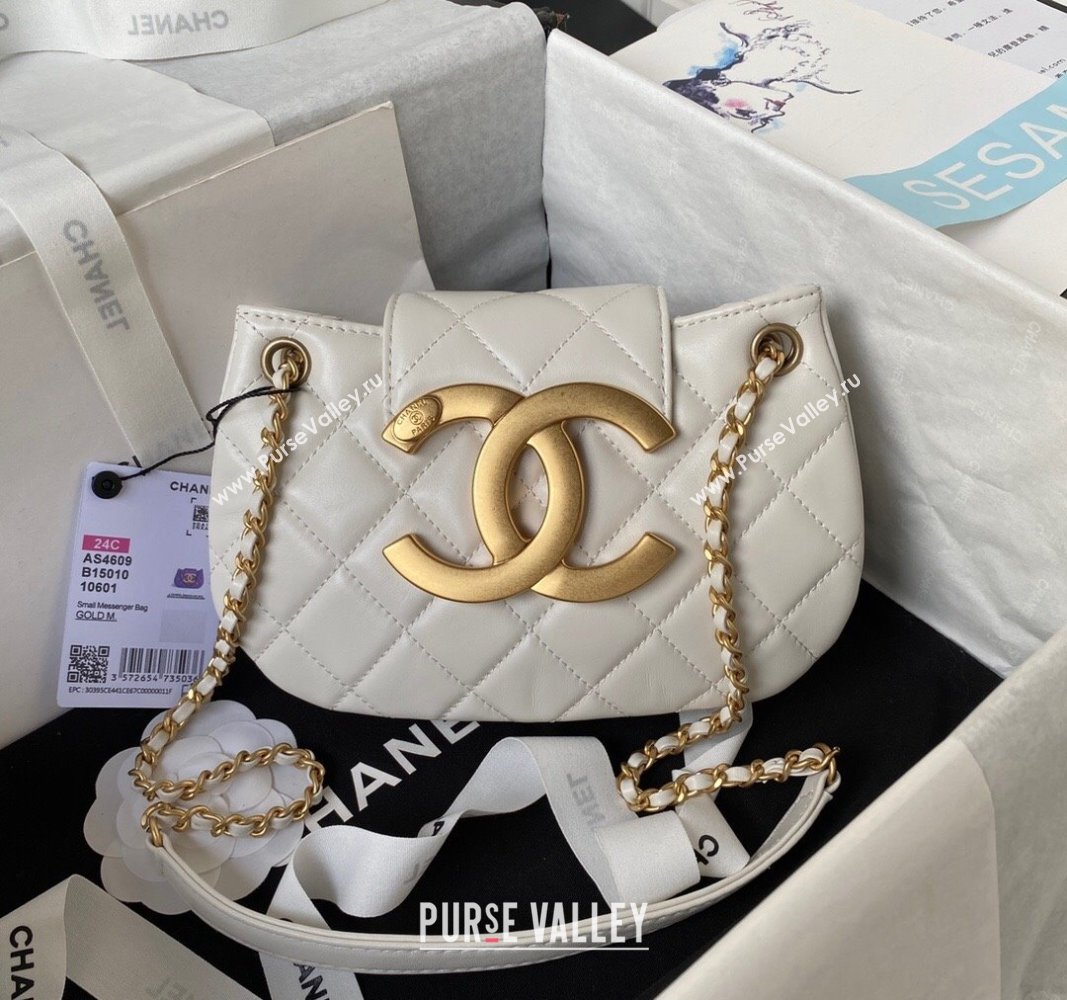 Chanel Lambskin Small Messenger Bag AS4609 White 2023 (yezi-231127017)