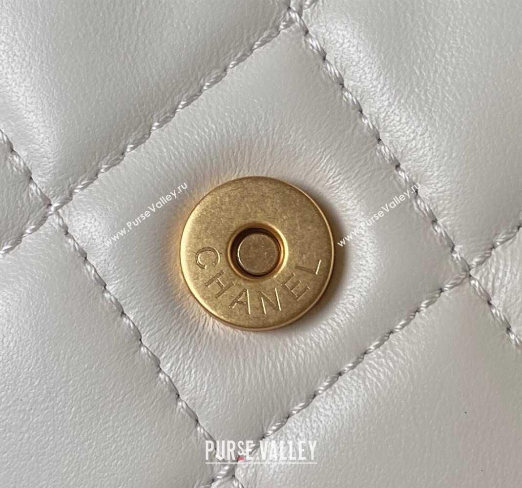 Chanel Lambskin Small Messenger Bag AS4609 White 2023 (yezi-231127017)