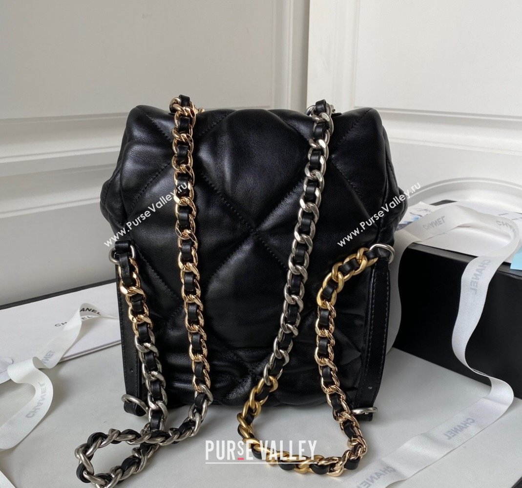 Chanel 19 Backpack in Quilted Goatskin AS4223 Black/Silver 2023 (yezi-231127036)