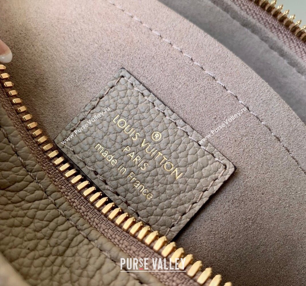 Louis Vuitton OnTheGo East West Tote bag in Monogram Embossed Leather M23641 Khaki Green 2023 (KI-231127089)