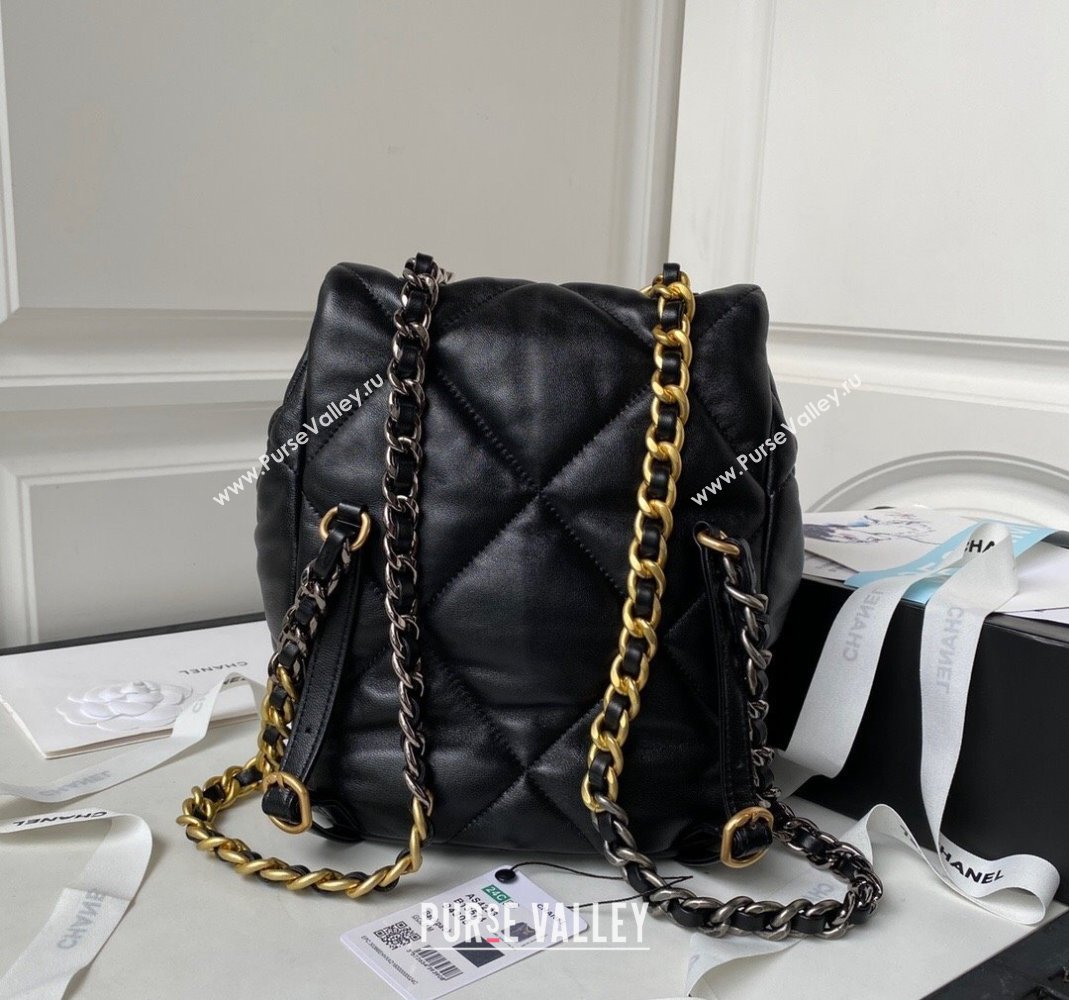 Chanel 19 Backpack in Quilted Goatskin AS4223 Black/Gold 2023 (yezi-231127038)