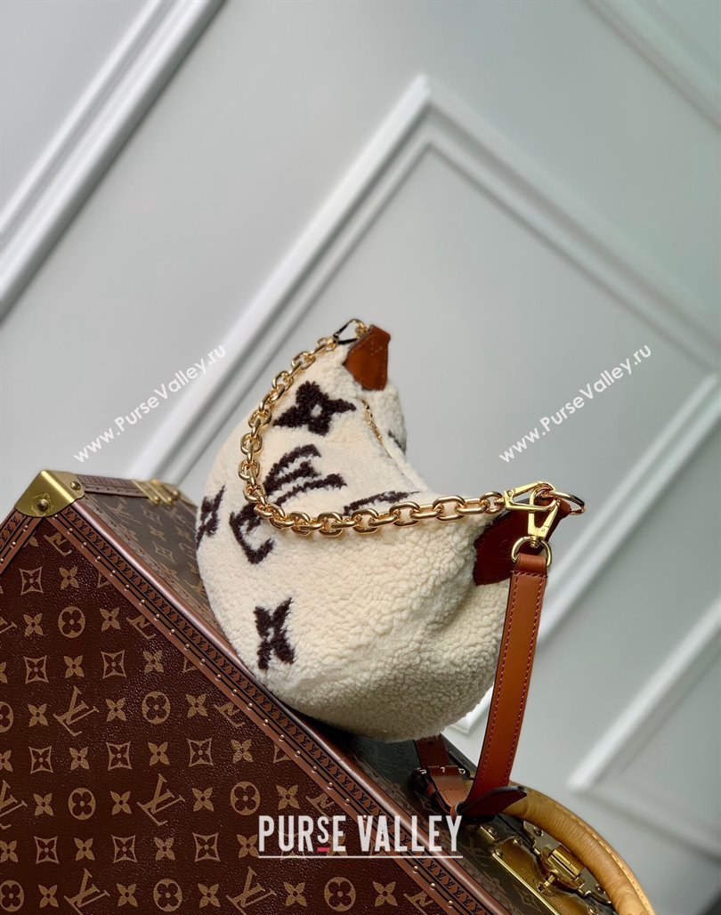 Louis Vuitton Shearling Over The Moon Shoulder Bag M23321 White/Brown 2023 For LV Ski (KI-231128002)