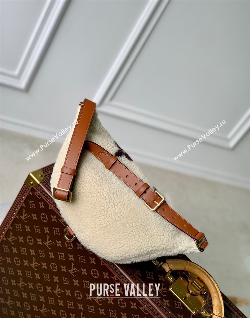 Louis Vuitton Shearling Bumbag M23715 White/Brown 2023 For LV Ski (KI-231128003)