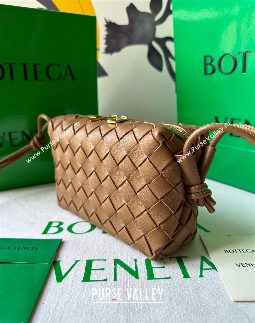 Bottega Veneta Mini Loop Camera Bag in Intrecciato Leather Caramel Brown 2023 723547 (WT-231212039)