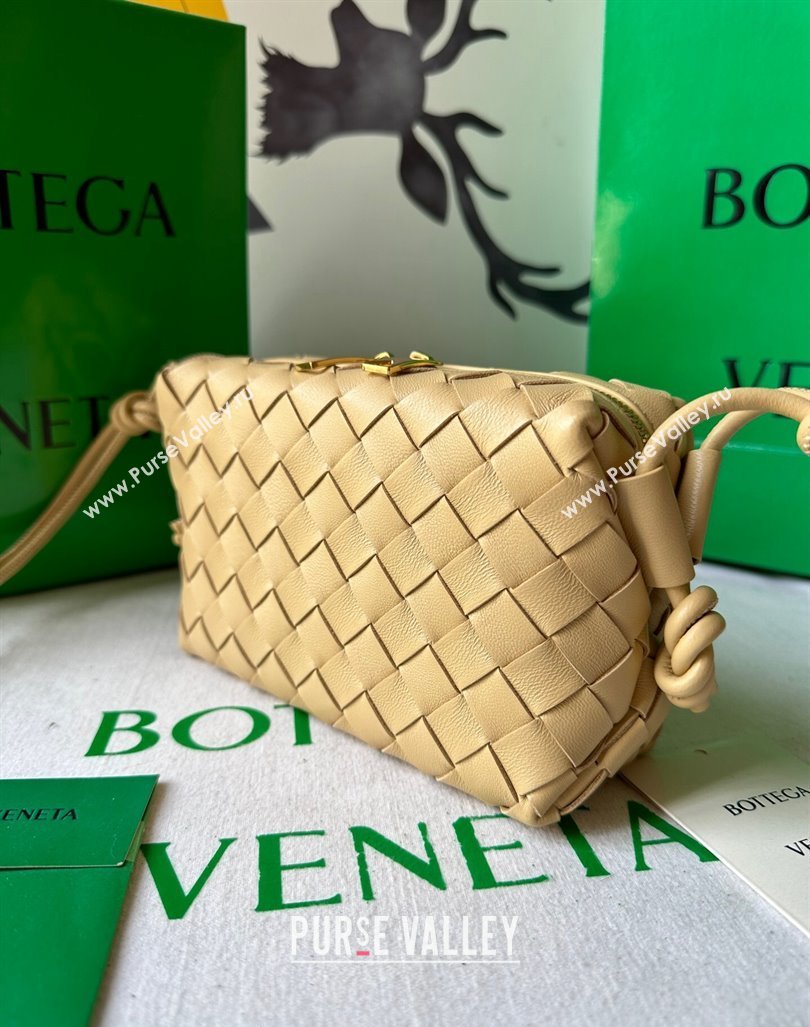 Bottega Veneta Mini Loop Camera Bag in Intrecciato Leather Porridge Yellow 2023 723547 (WT-231212041)