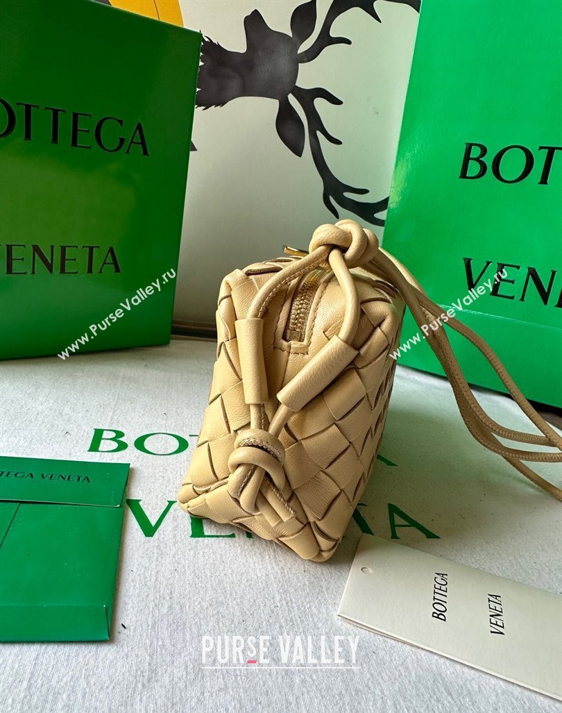 Bottega Veneta Mini Loop Camera Bag in Intrecciato Leather Porridge Yellow 2023 723547 (WT-231212041)