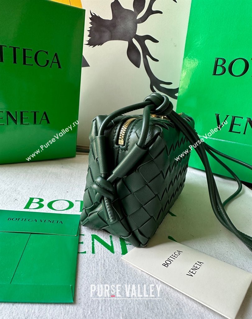 Bottega Veneta Mini Loop Camera Bag in Intrecciato Leather Raintree Green 2023 723547 (WT-231212042)