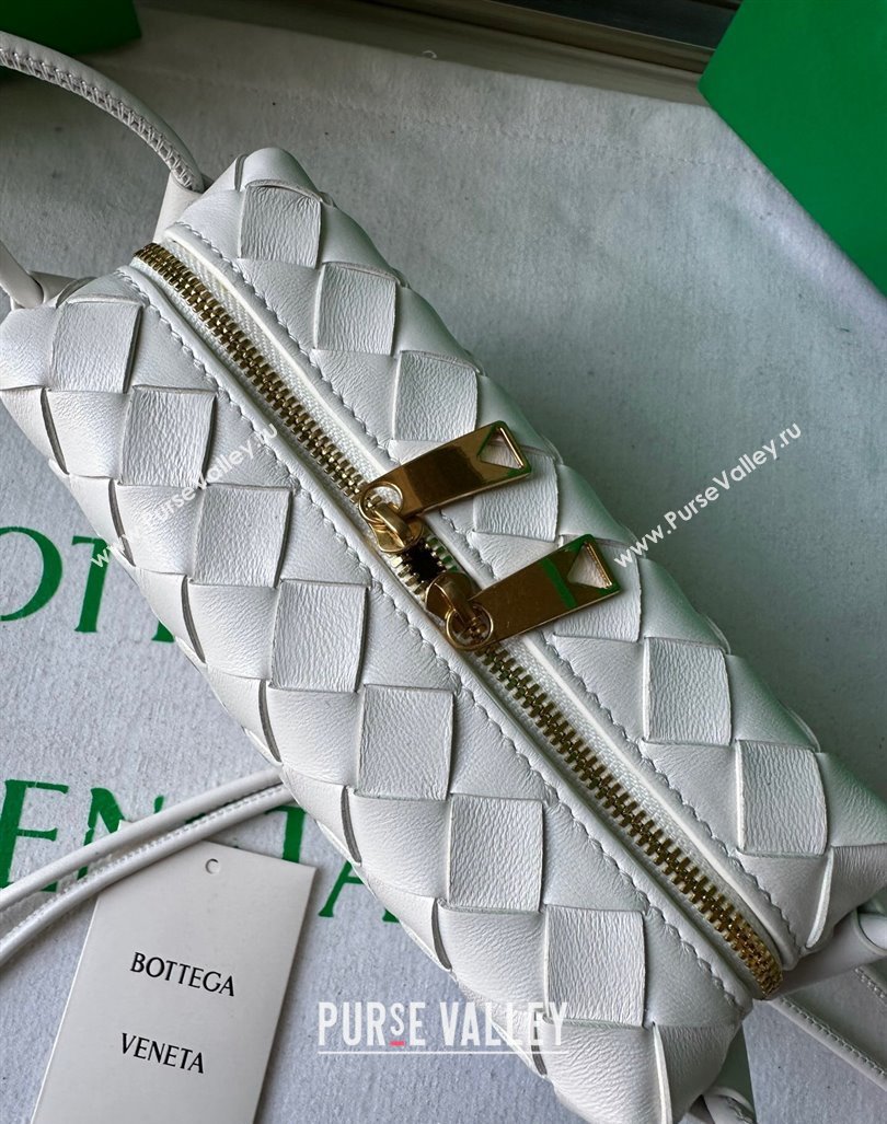 Bottega Veneta Mini Loop Camera Bag in Intrecciato Leather White 2023 723547 (WT-231212045)