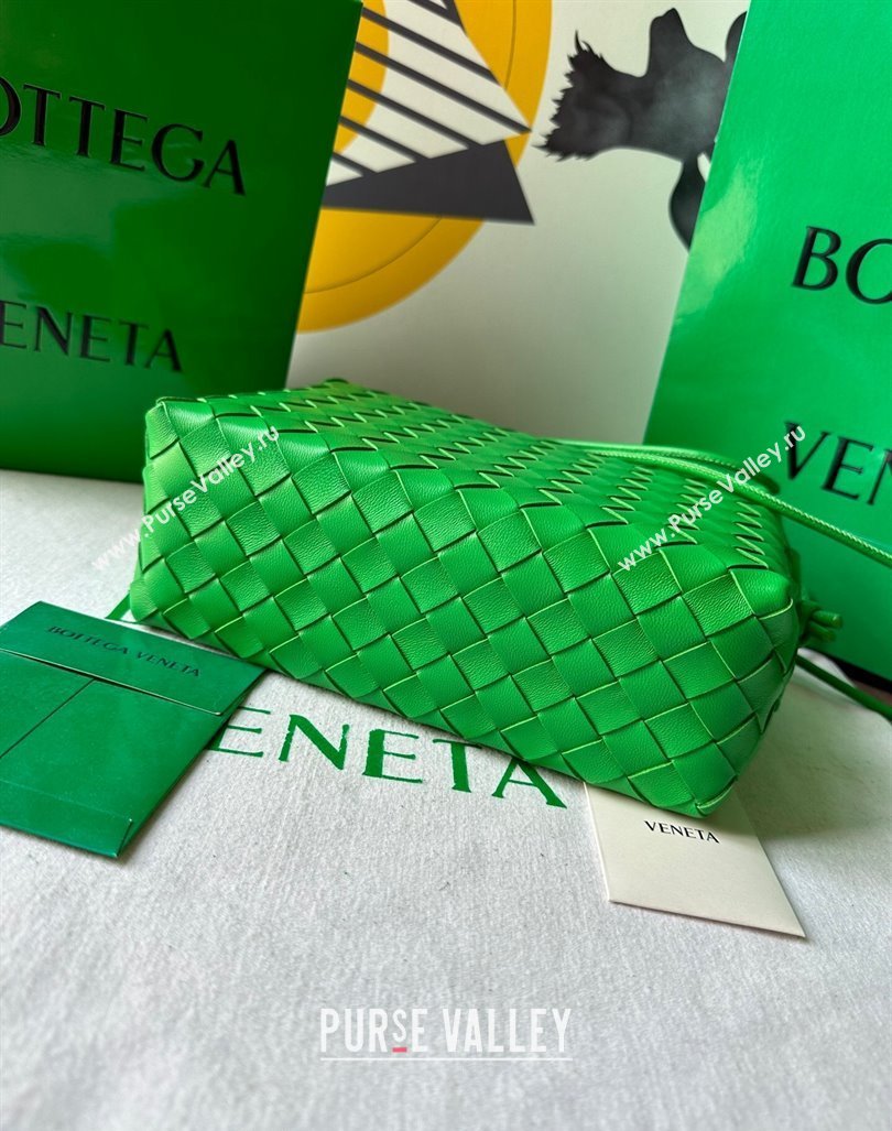 Bottega Veneta Small Loop Camera Bag in Intrecciato Leather Parakeet Green 2023 736130 (WT-231212048)