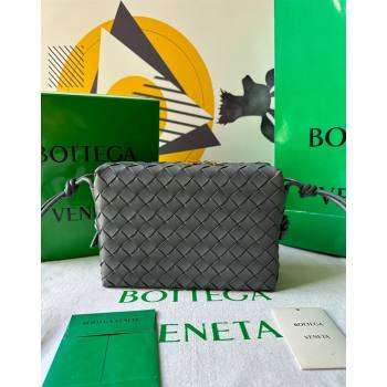 Bottega Veneta Small Loop Camera Bag in Intrecciato Leather Thunder Grey 2023 736130 (WT-231212050)