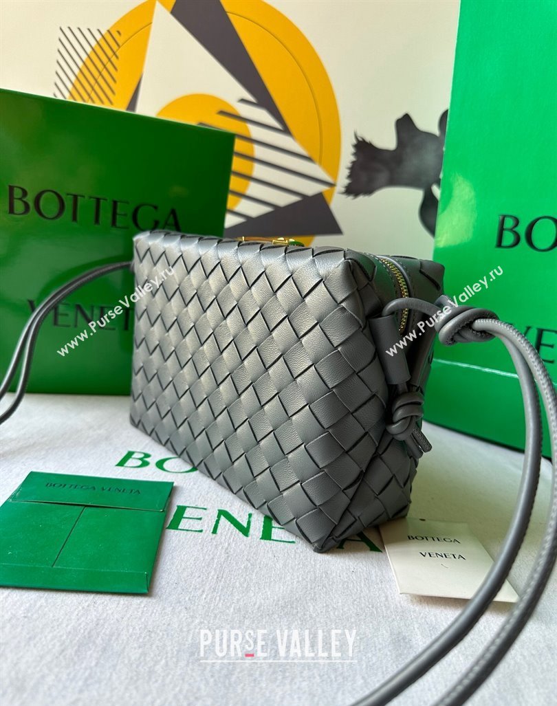 Bottega Veneta Small Loop Camera Bag in Intrecciato Leather Thunder Grey 2023 736130 (WT-231212050)