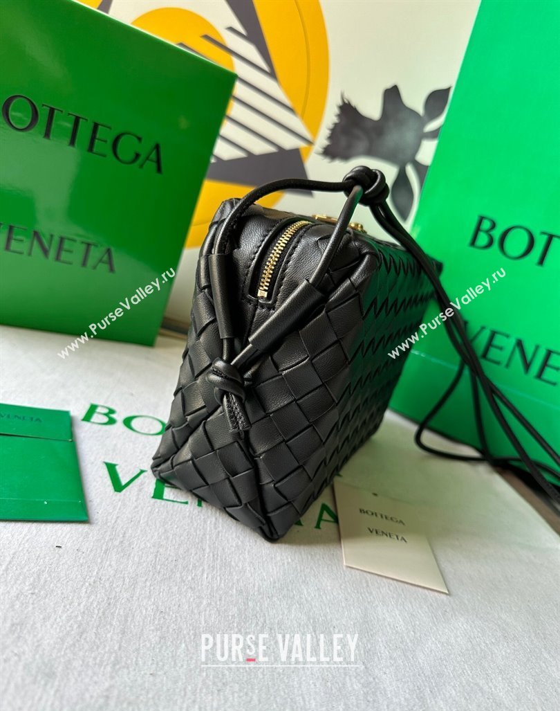 Bottega Veneta Small Loop Camera Bag in Intrecciato Leather Black 2023 736130 (WT-231212051)