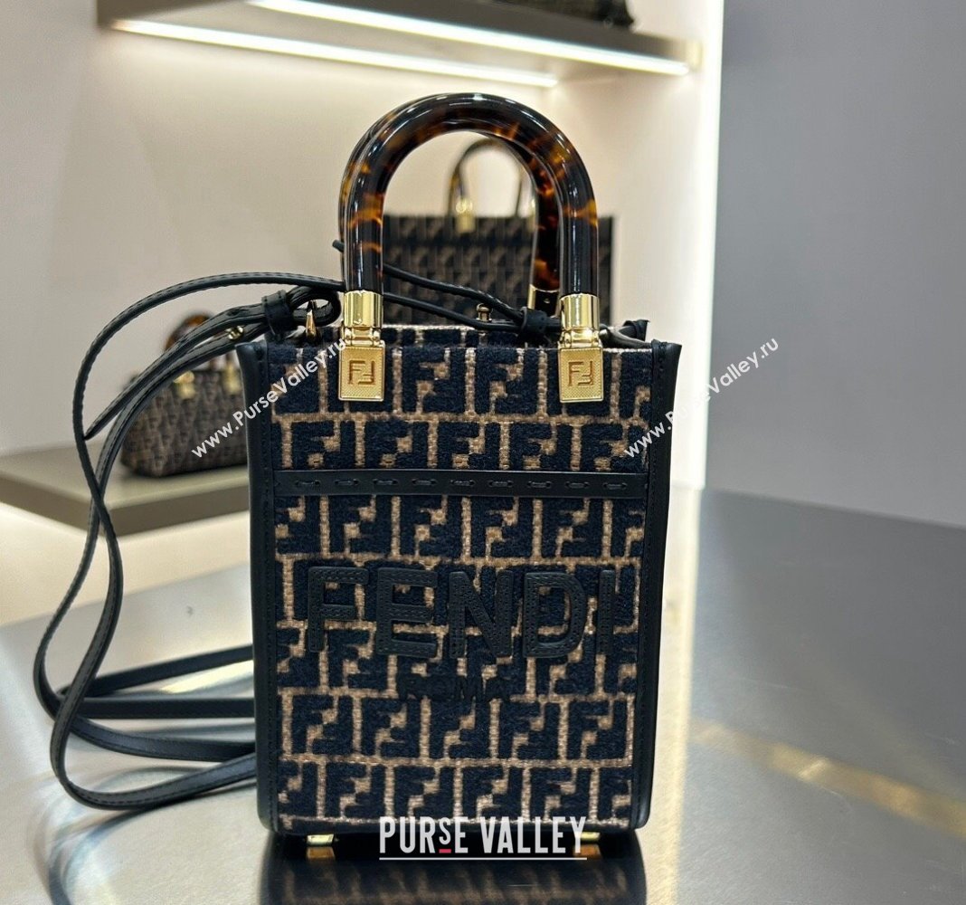 Fendi Mini Medium Tote Bag in Raffia Straw with Black tapestry fabric FF motif 2023 (AF-231211017)