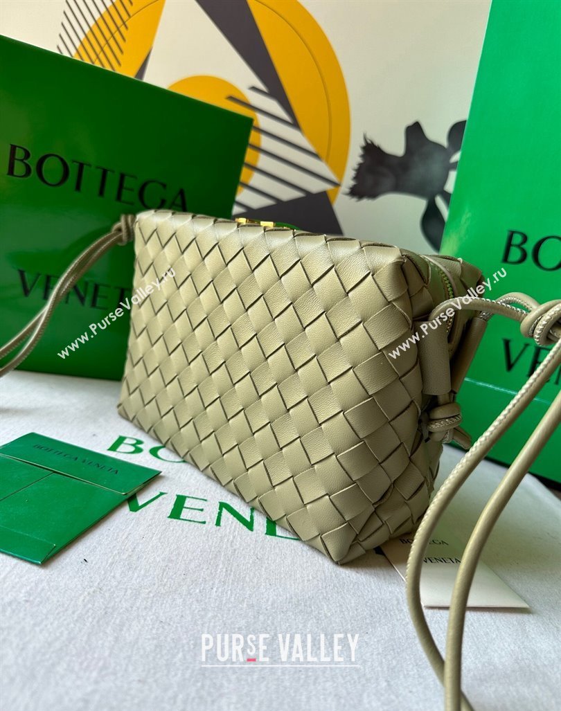 Bottega Veneta Small Loop Camera Bag in Intrecciato Leather Travetine Green 2023 736130 (WT-231212053)