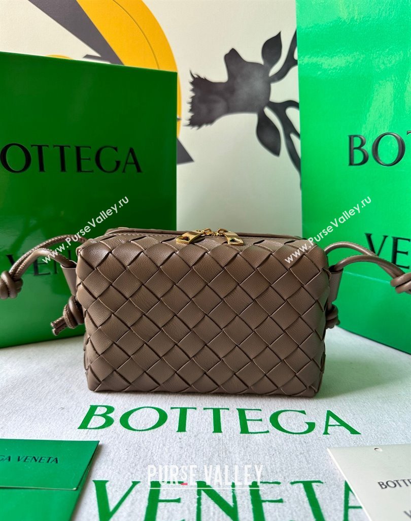 Bottega Veneta Mini Loop Camera Bag in Intrecciato Leather Taupe Grey 2023 723547 (WT-231212036)