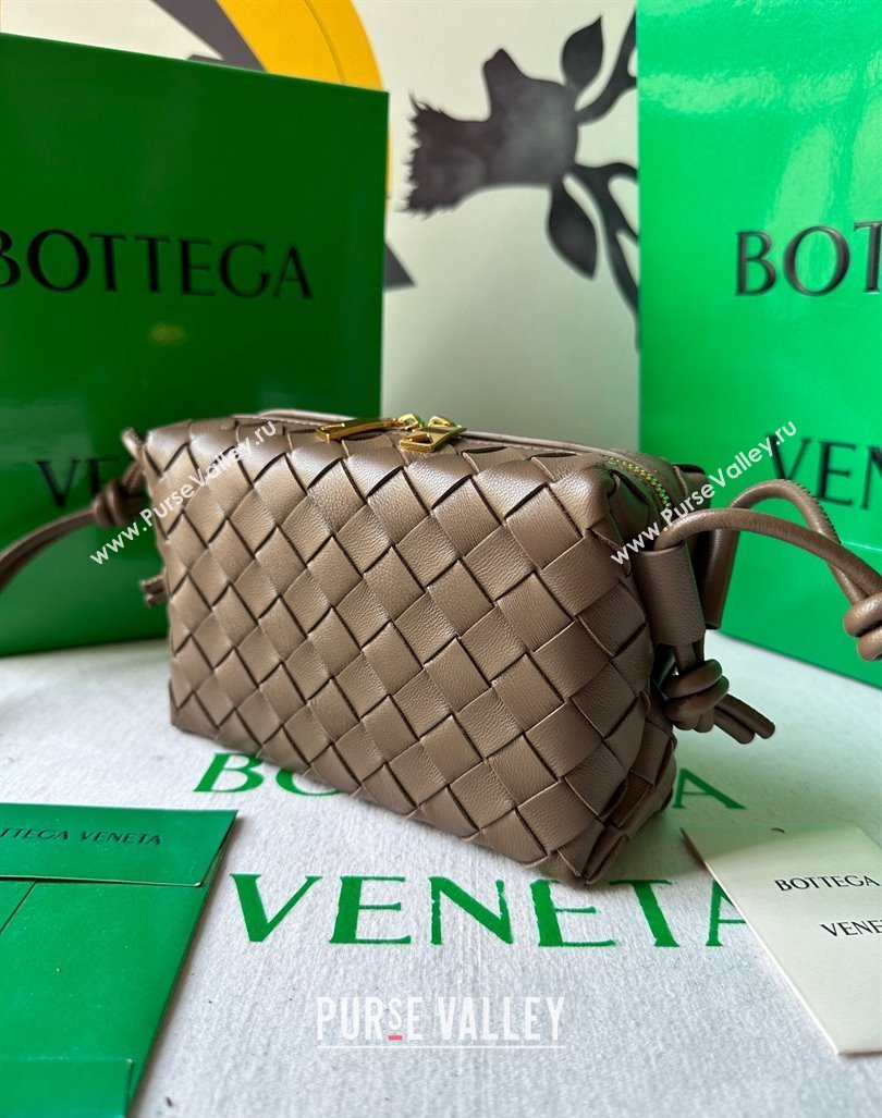 Bottega Veneta Mini Loop Camera Bag in Intrecciato Leather Taupe Grey 2023 723547 (WT-231212036)