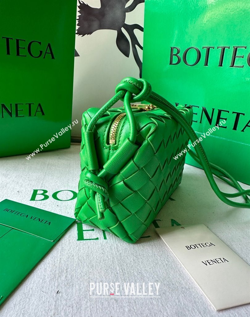 Bottega Veneta Mini Loop Camera Bag in Intrecciato Leather Parakeet Green 2023 723547 (WT-231212037)