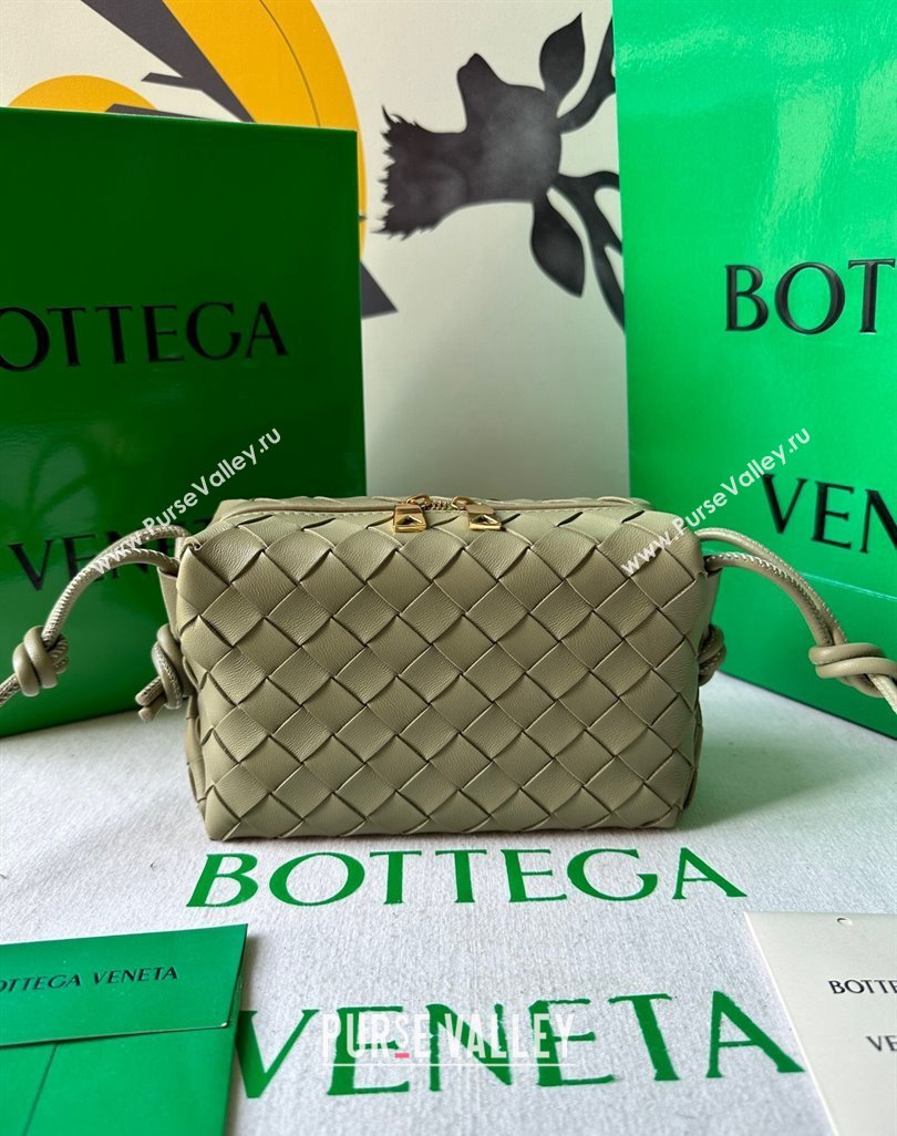 Bottega Veneta Mini Loop Camera Bag in Intrecciato Leather Travetine Green 2023 723547 (WT-231212038)