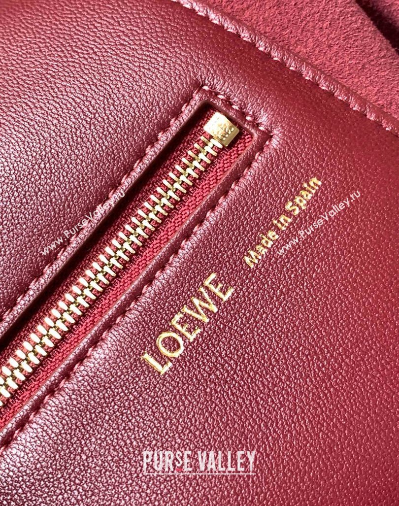 Loewe Medium Squeeze bag in nappa lambskin Burgundy 2023 (Ys-231211059)