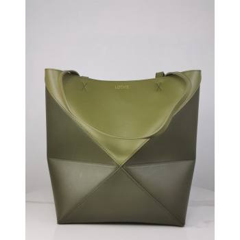 Loewe Medium Puzzle Fold Tote in patchwork calfskin Khaki Green/Light Green 2023 (Ys-231211051)