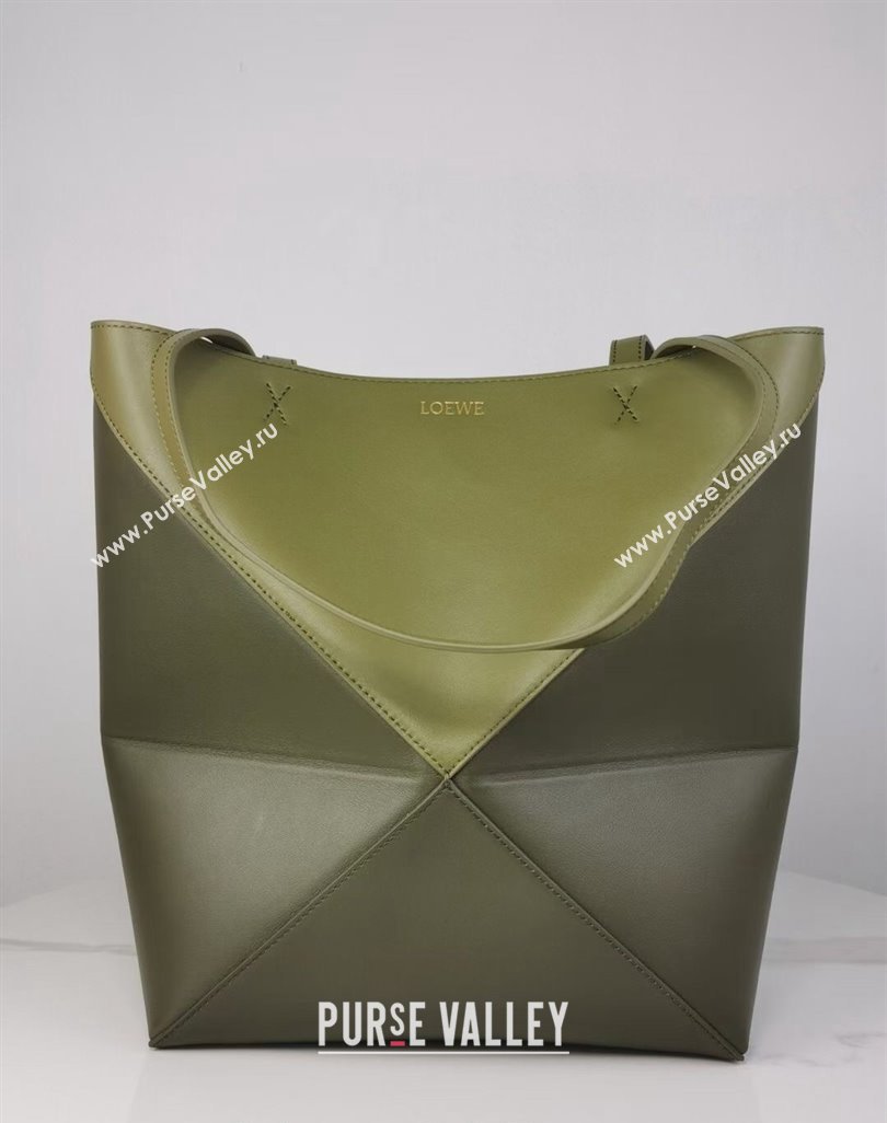 Loewe Medium Puzzle Fold Tote in patchwork calfskin Khaki Green/Light Green 2023 (Ys-231211051)