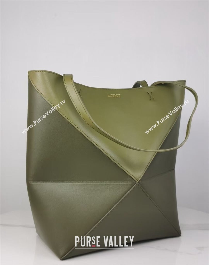 Loewe Medium Puzzle Fold Tote in patchwork calfskin Khaki Green/Light Green 2023 (Ys-231211051)