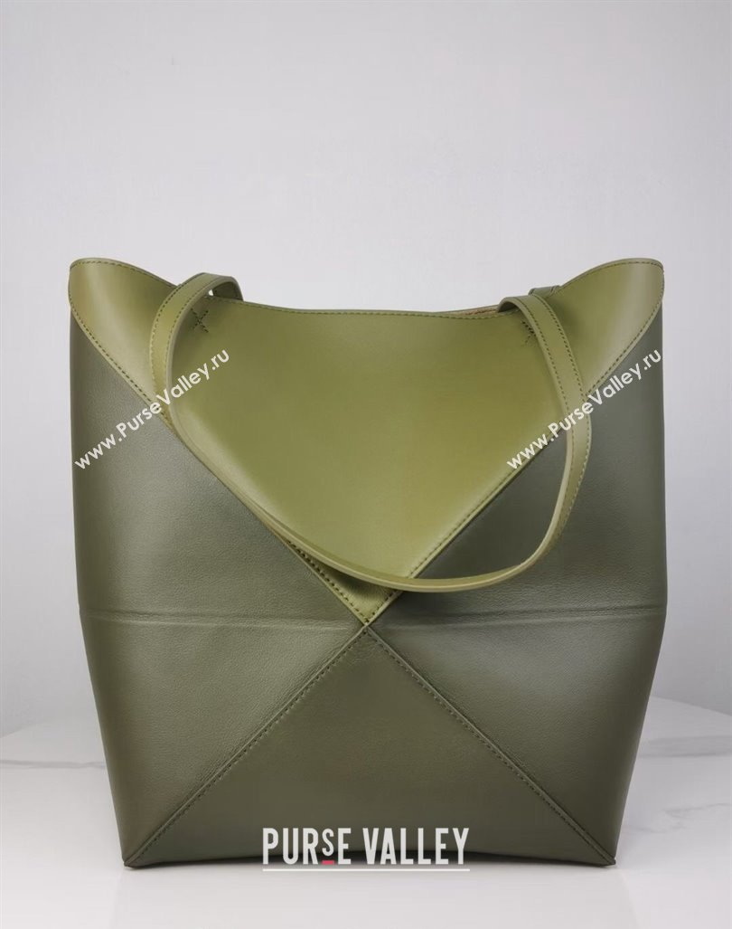 Loewe Medium Puzzle Fold Tote in patchwork calfskin Khaki Green/Light Green 2023 (Ys-231211051)