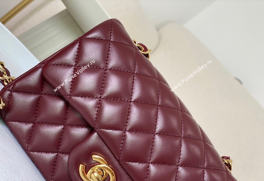 Chanel Lambskin Classic Mini Flap Bag A69900 Burgundy/Gold 2023 (sm-2312260135)