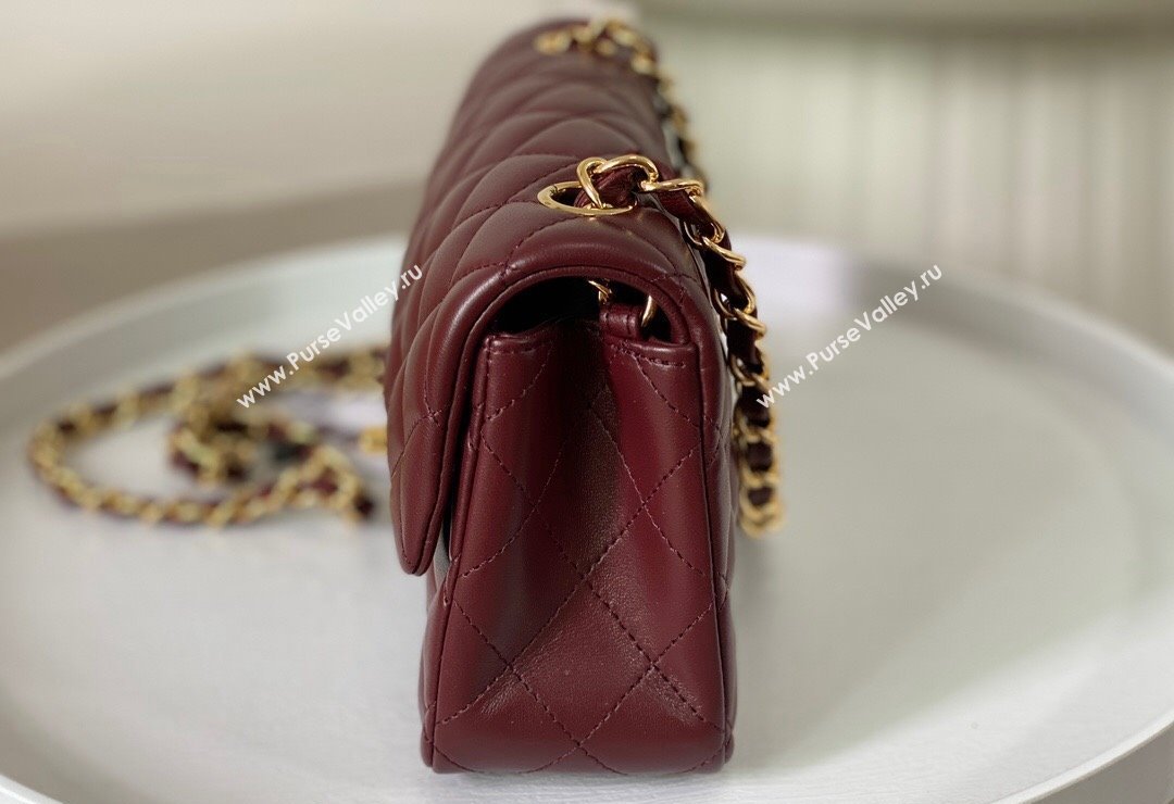 Chanel Lambskin Classic Mini Flap Bag A69900 Burgundy/Gold 2023 (sm-2312260135)