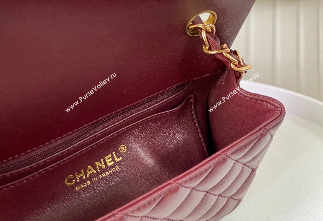 Chanel Lambskin Classic Mini Flap Bag A69900 Burgundy/Gold 2023 (sm-2312260135)