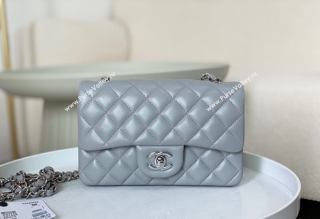 Chanel Lambskin Classic Mini Flap Bag A69900 Light Grey/Silver 2023 (sm-2312260141)