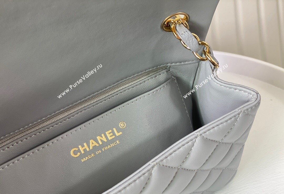 Chanel Lambskin Classic Mini Flap Bag A69900 Light Grey/Gold 2023 (sm-2312260142)