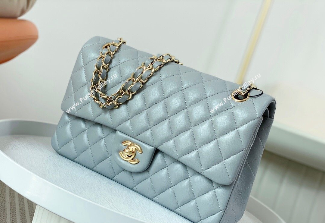 Chanel Lambskin Classic Medium Flap Bag A01112 Light Grey/Gold 2023 (sm-2312260143)