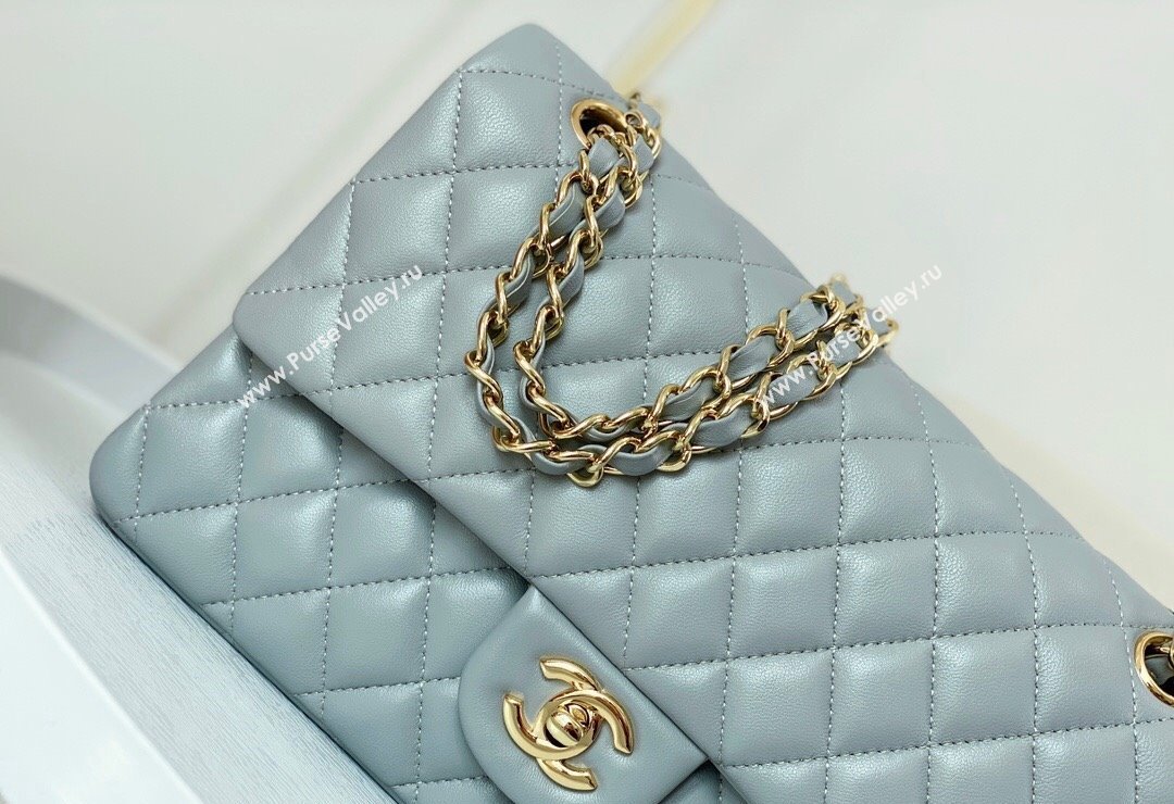 Chanel Lambskin Classic Medium Flap Bag A01112 Light Grey/Gold 2023 (sm-2312260143)