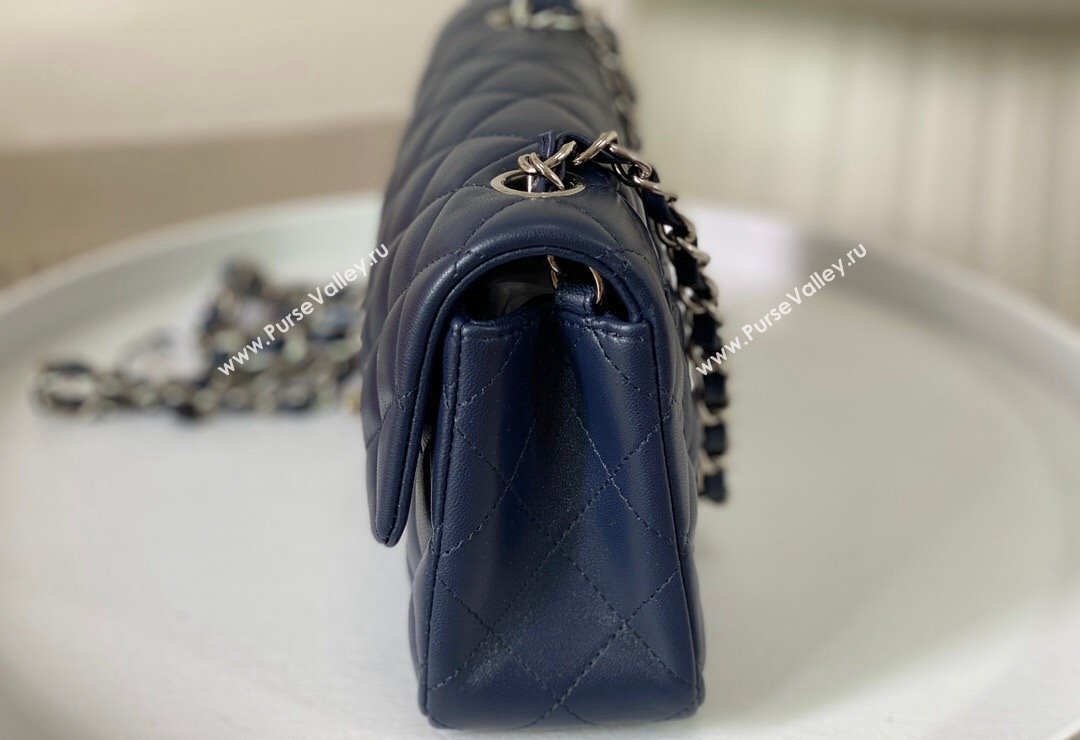 Chanel Lambskin Classic Mini Flap Bag A69900 Navy Blue/Silver 2023 (sm-2312260144)