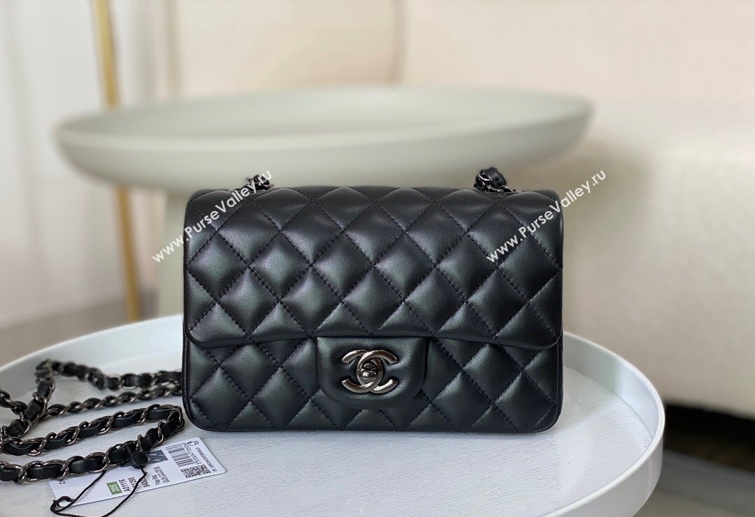 Chanel Lambskin Classic Mini Flap Bag A69900 Black/Gunmetal 2023 (sm-2312260157)