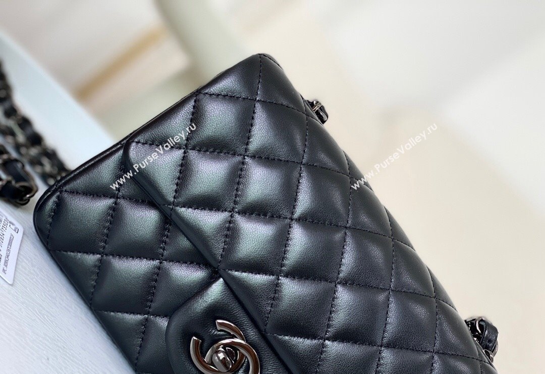 Chanel Lambskin Classic Mini Flap Bag A69900 Black/Gunmetal 2023 (sm-2312260157)