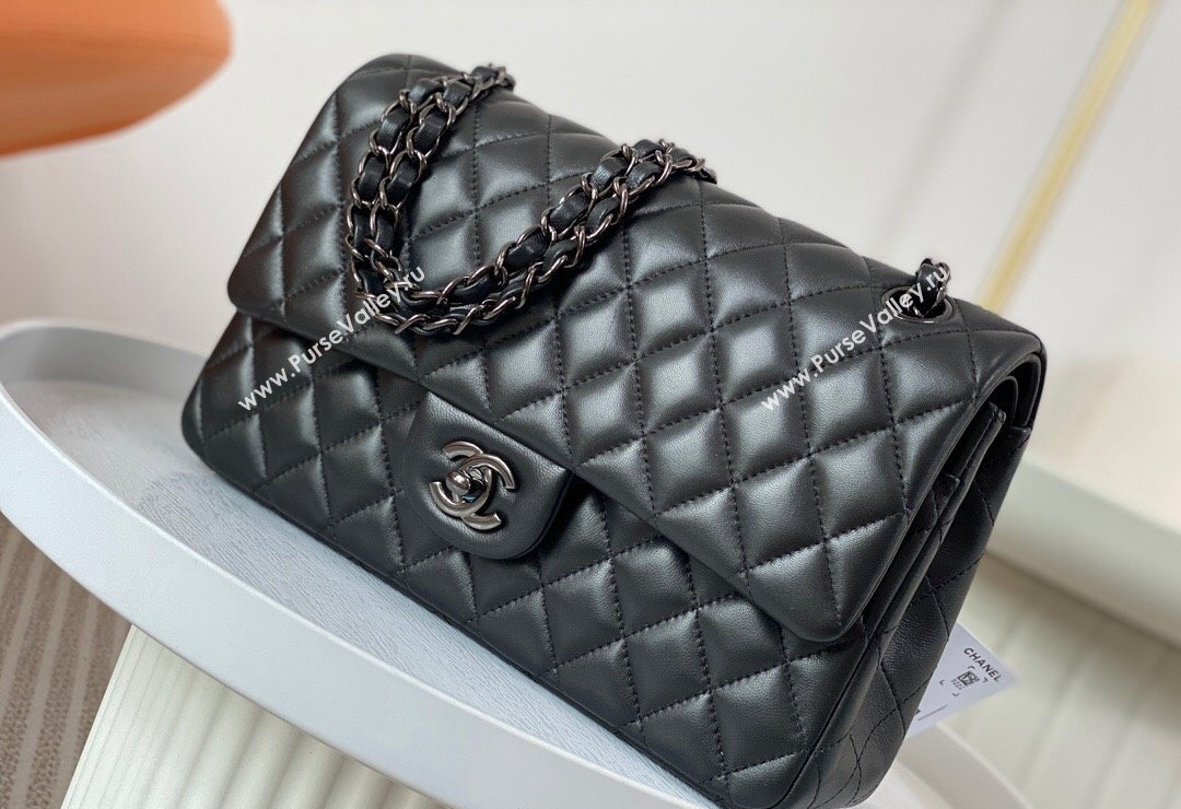 Chanel Lambskin Classic Medium Flap Bag A01112 Black/Gunmetal 2023 (sm-2312260158)