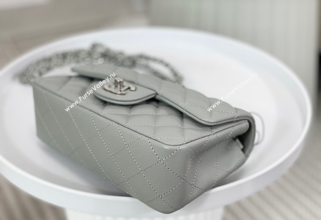 Chanel Grained Calfskin Classic Mini Flap Bag A69900 Light Grey/Silver 2023 (SM-231227011)