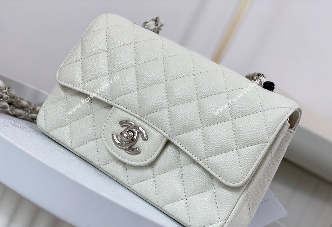 Chanel Grained Calfskin Classic Mini Flap Bag A69900 White/Silver 2023 (SM-231227030)