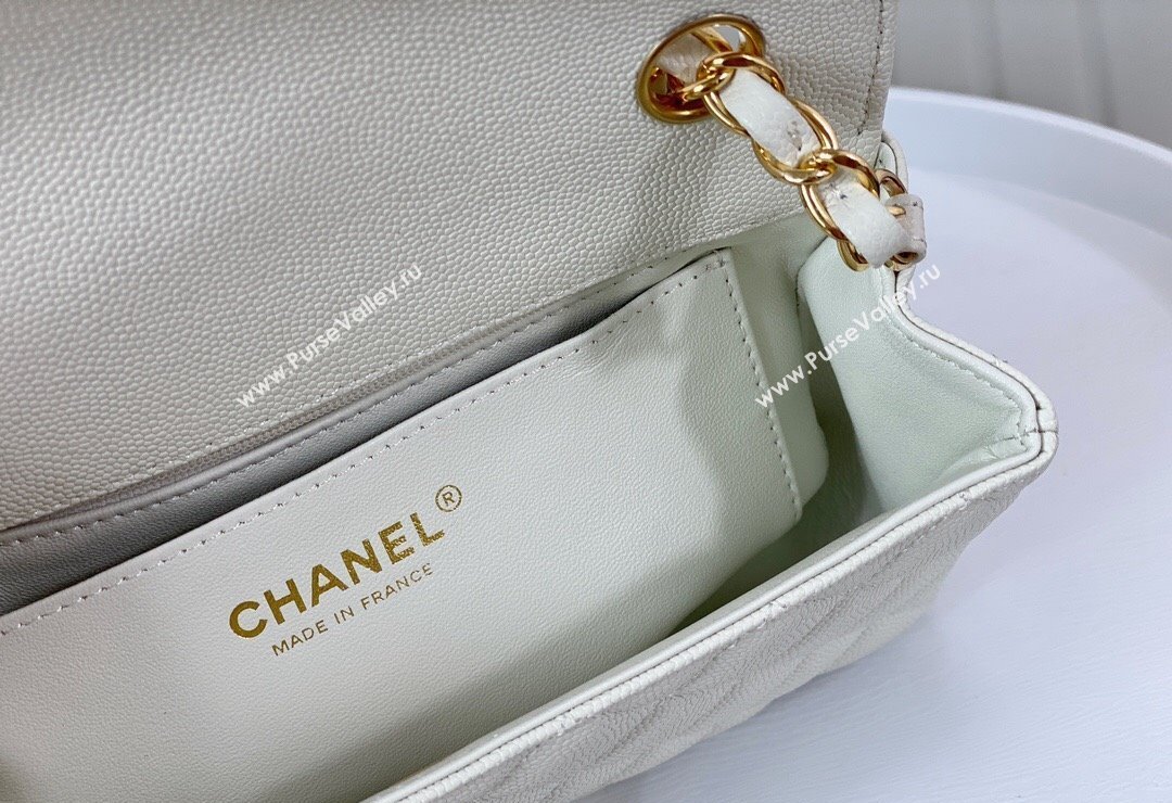 Chanel Grained Calfskin Classic Mini Flap Bag A69900 White/Gold 2023 (SM-231227031)