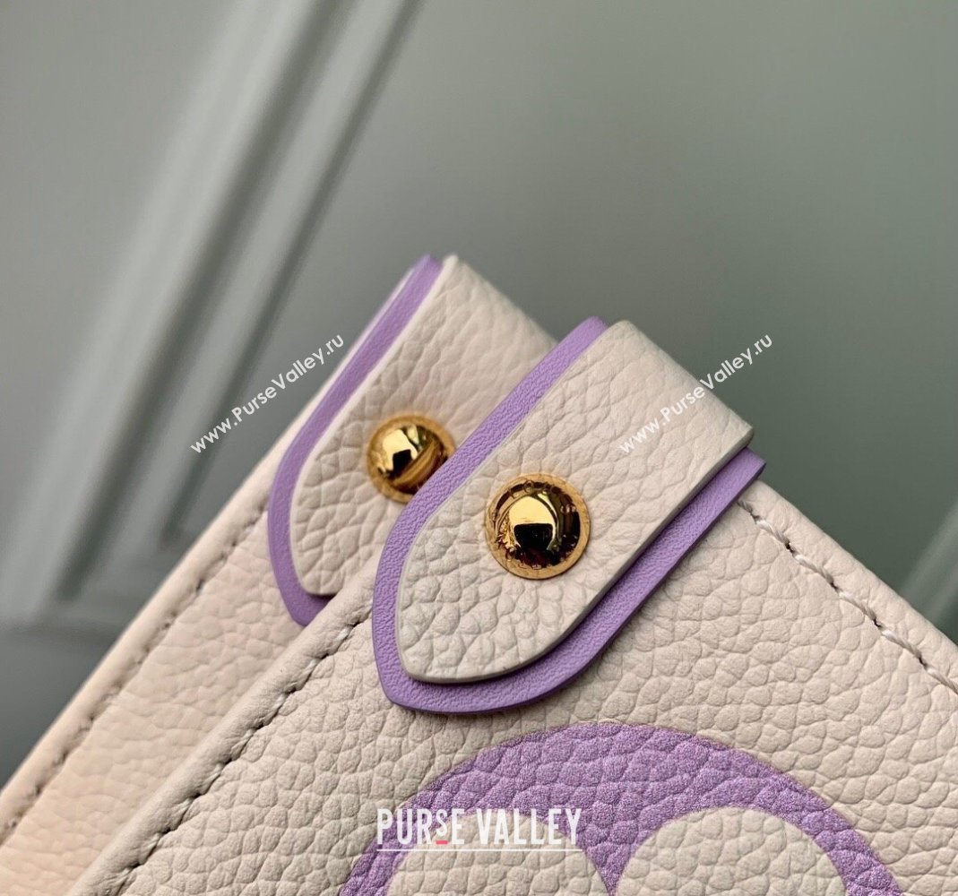 Louis Vuitton OnTheGo MM Tote Bag in Bicolor Empreinte Monogram Leather M45497 White/Purple 2023 (KI-231227068)