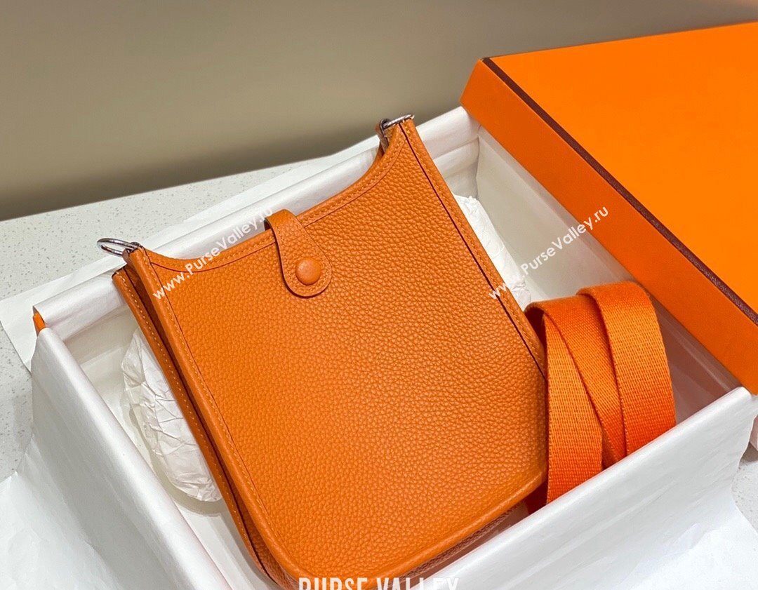 Hermes Evelyne Mini Bag 18cm in Togo Calfskin Fire Orange 2025 0118 (FL-250118023)