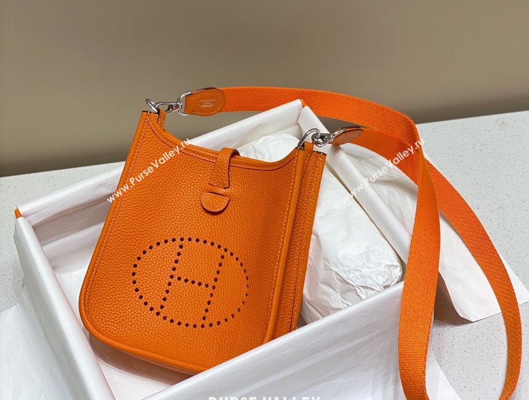 Hermes Evelyne Mini Bag 18cm in Togo Calfskin Fire Orange 2025 0118 (FL-250118023)