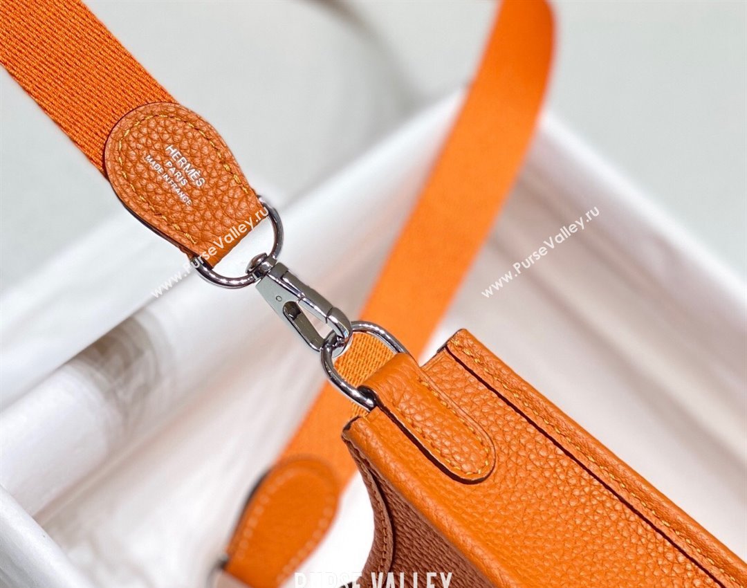 Hermes Evelyne Mini Bag 18cm in Togo Calfskin Fire Orange 2023 (FL-231227116)